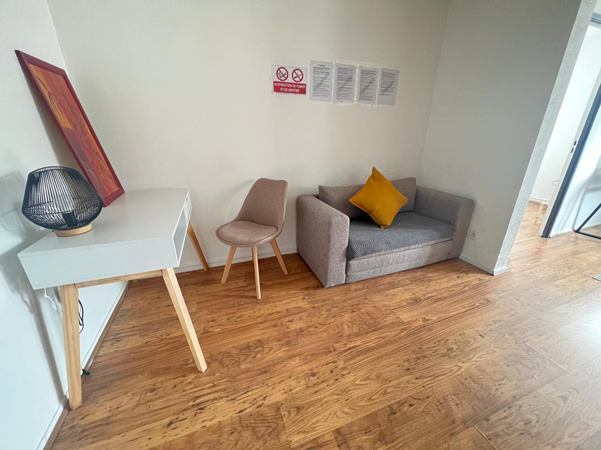 Mon Palmier Grand Appartement Parking Un-Sejour-A-Part Metz Exterior foto
